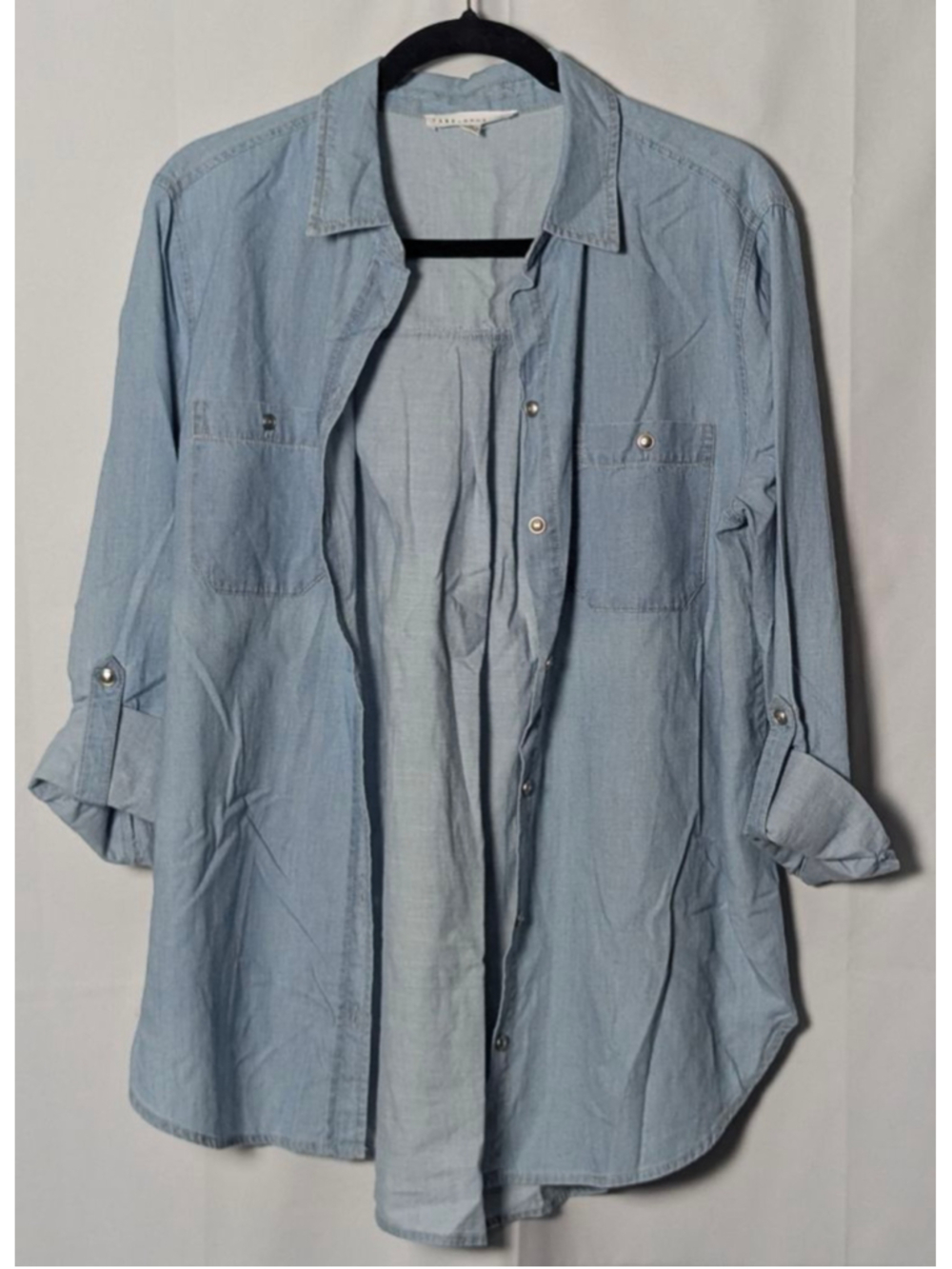 Jane + Delancey Chambray Button Down Shirt Women’s Medium Roll Tab Sleeve